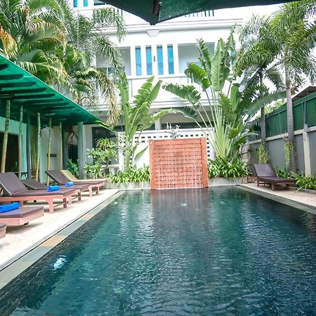 Central Night Hotel Siem Reap Exteriör bild
