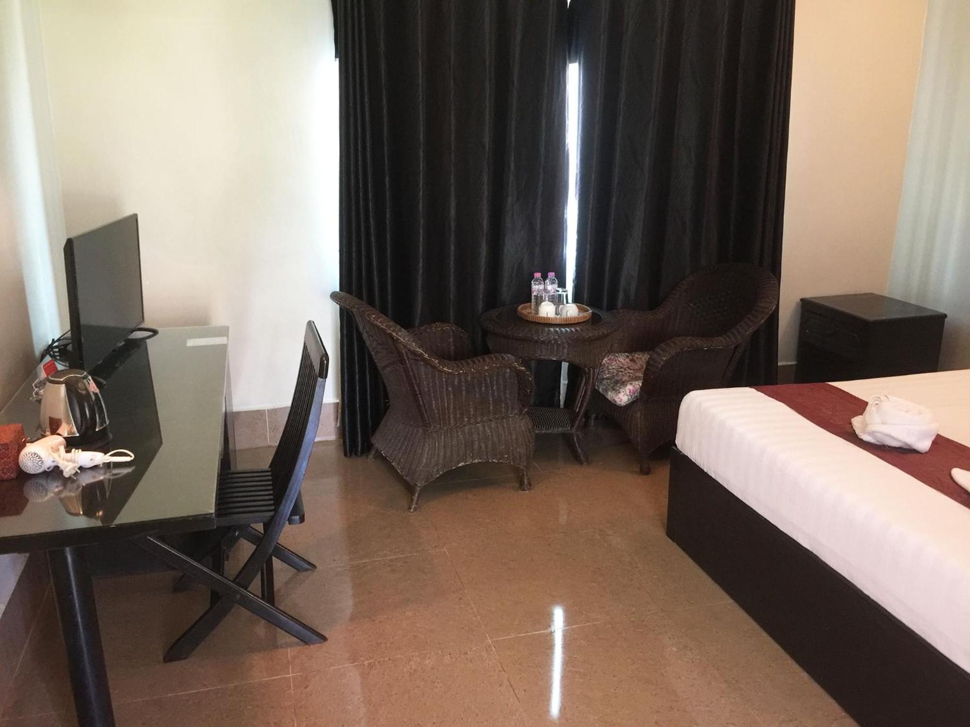 Central Night Hotel Siem Reap Exteriör bild