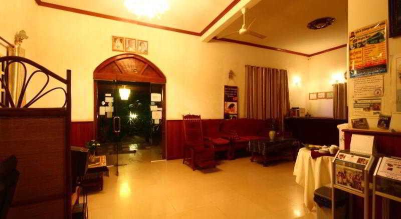 Central Night Hotel Siem Reap Exteriör bild