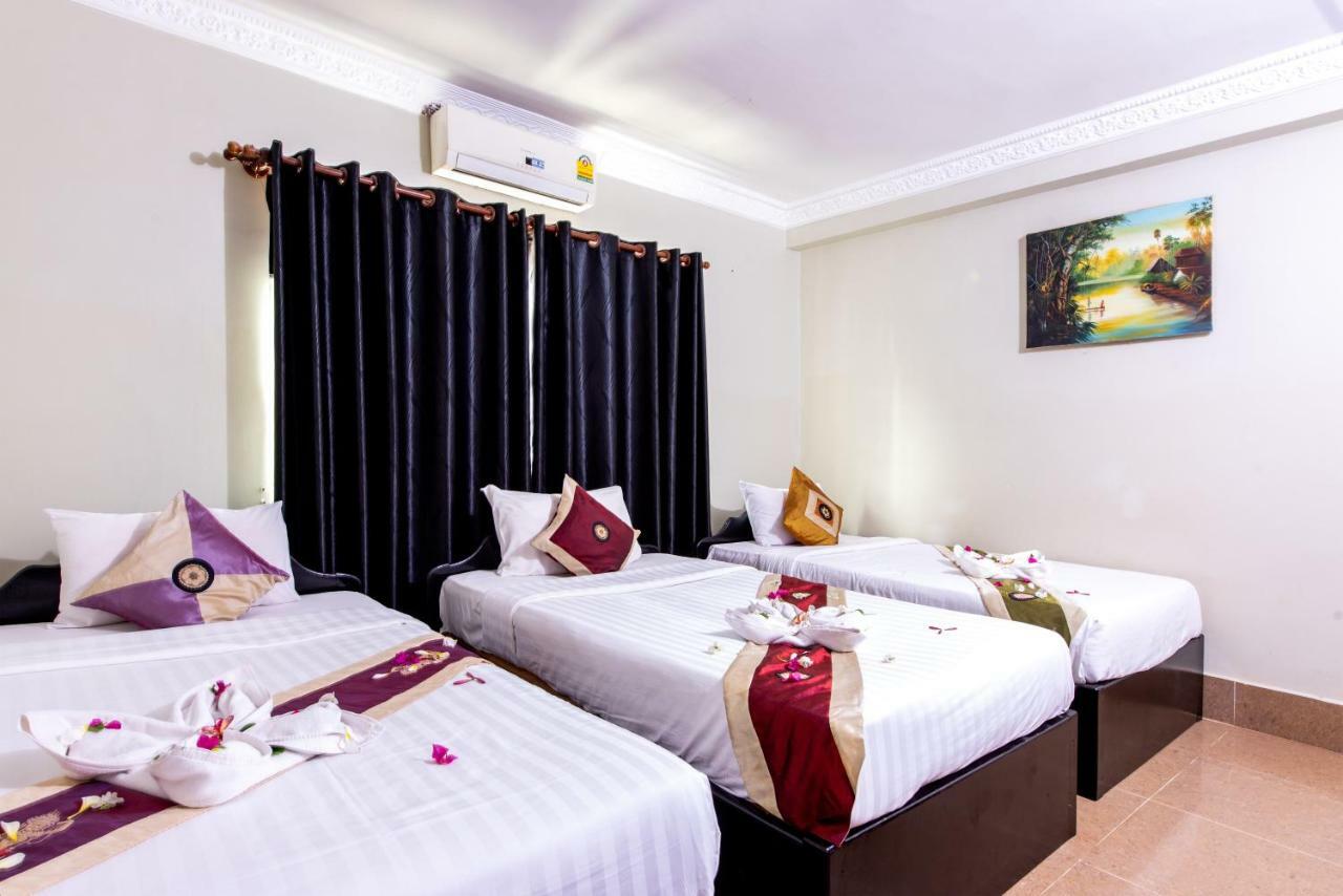 Central Night Hotel Siem Reap Exteriör bild